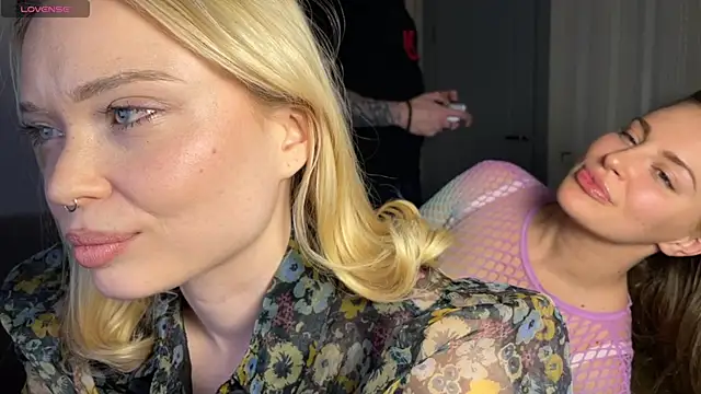 dollfromvenus online show from February 2026 06:02:02 AM