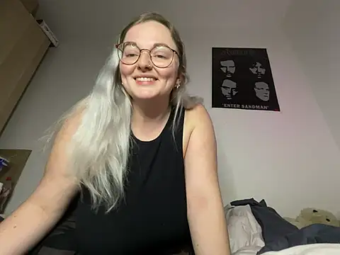 ofeefox online show from March 2025 12:21:01 AM