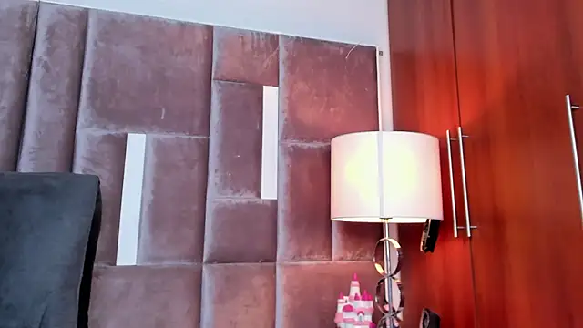 Nia Bunny online show from February 2026 01:21:02 PM