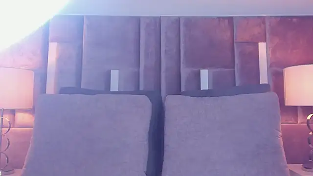 Nia Bunny online show from October 2025 01:41:01 PM