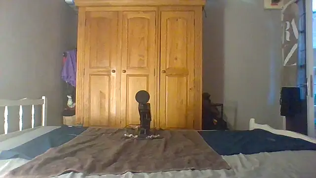 nickgode69 online show from April 2026 07:43:02 AM