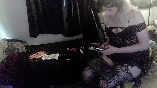 sexyblondetrans online show from November 2025 03:26:02 PM