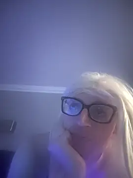 sexyblondetrans online show from November 2025 06:39:01 AM