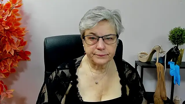 IrisDream online show from November 2025 07:23:02 AM