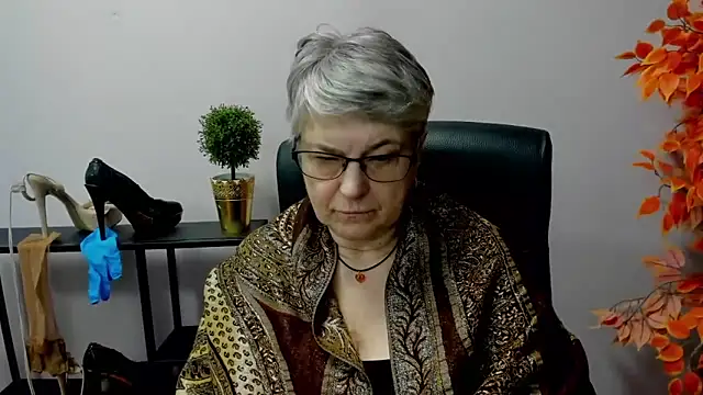 IrisDream online show from February 2025 10:59:02 AM