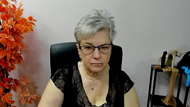IrisDream online show from October 2025 06:25:01 AM