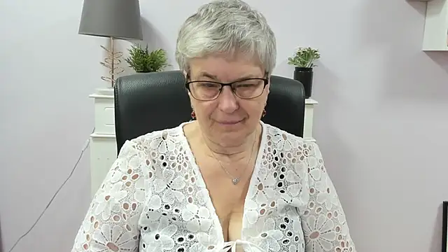 IrisDream online show from July 2026 06:09:01 AM