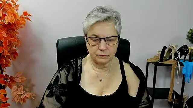 IrisDream online show from October 2025 07:20:02 AM