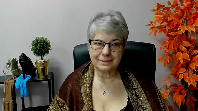 IrisDream online show from March 2025 07:20:01 AM