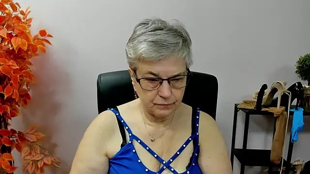IrisDream online show from October 2025 06:13:01 AM