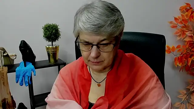 IrisDream online show from February 2025 07:15:01 AM