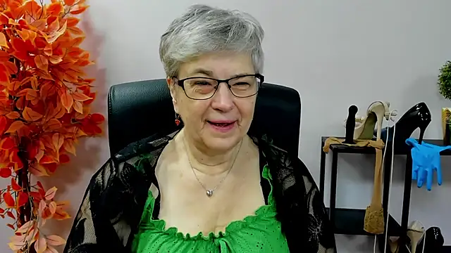 IrisDream online show from November 2025 07:12:01 AM