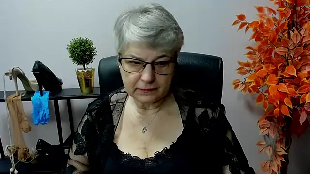 IrisDream online show from March 2025 07:24:01 AM