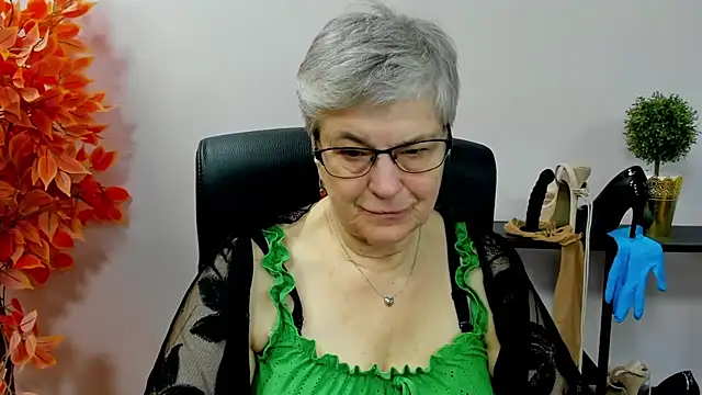 IrisDream online show from November 2025 07:35:02 AM