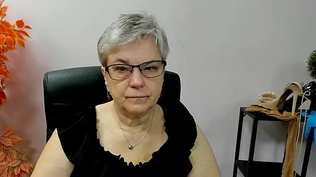 IrisDream online show from October 2025 06:25:01 AM