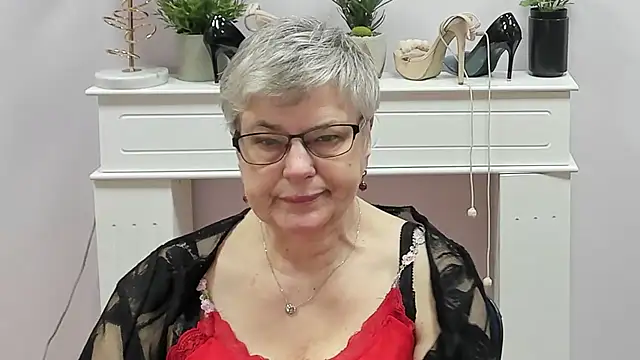 IrisDream online show from March 2026 07:02:01 AM