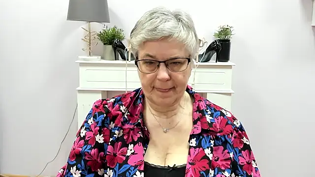 IrisDream online show from March 2026 07:08:02 AM