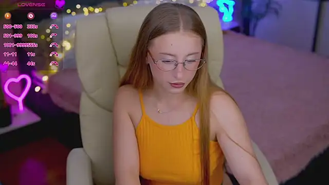 SilverrMoon online show from November 2025 08:23:02 PM