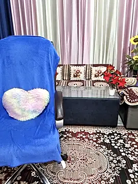 Cute-Raashii online show from April 2026 11:39:02 PM