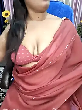 Cute-Raashii online show from May 2026 11:41:02 PM