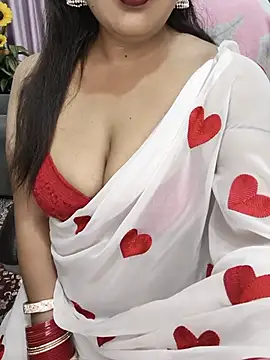 Cute-Raashii online show from May 2026 11:26:01 PM