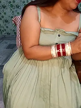 Cute-Raashii online show from October 2025 01:40:01 AM