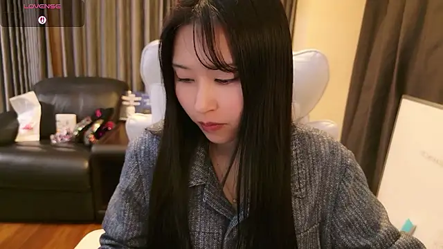 -satomi-jp online show from March 2026 12:51:02 PM