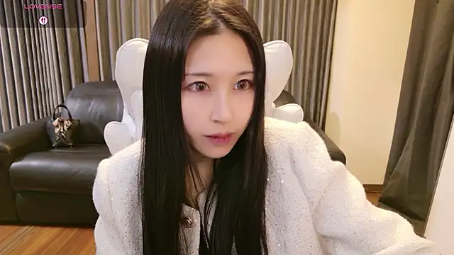 -satomi-jp online show from February 2026 02:13:02 PM