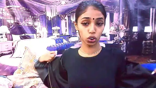 Snapshot of IndianSexySlender chatting on December 2025 05:09:02 AM IndianSexySlender online show from December 2025 05:09:02 AM