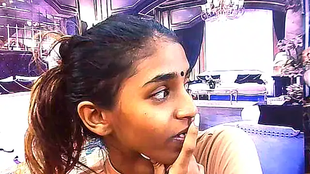 Snapshot of IndianSexySlender chatting on November 2025 05:12:02 AM IndianSexySlender online show from November 2025 05:12:02 AM