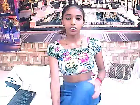 Snapshot of IndianSexySlender chatting on March 2025 06:41:02 AM IndianSexySlender online show from March 2025 06:41:02 AM