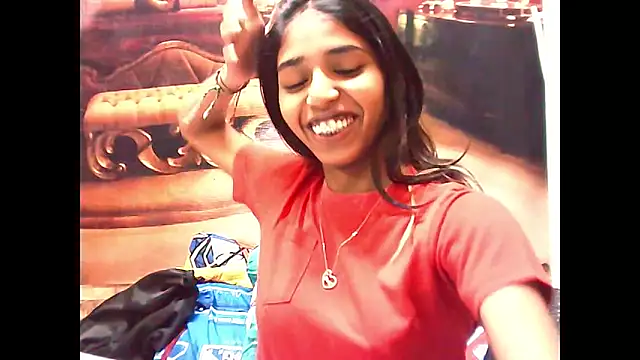 Snapshot of IndianSexySlender chatting on October 2025 05:40:01 AM IndianSexySlender online show from October 2025 05:40:01 AM
