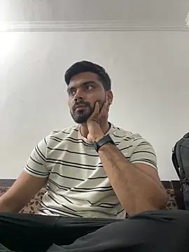 hotboysammy online show from December 2024 01:33:01 PM