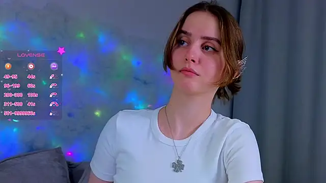 Snapshot of FalineBucher chatting on February 2025 11:12:02 AM FalineBucher online show from February 2025 11:12:02 AM