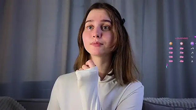 Snapshot of FalineBucher chatting on March 2025 11:06:01 AM FalineBucher online show from March 2025 11:06:01 AM