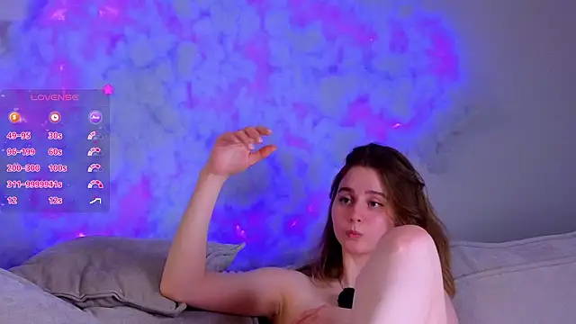 Snapshot of FalineBucher chatting on February 2025 05:20:02 PM FalineBucher online show from February 2025 05:20:02 PM