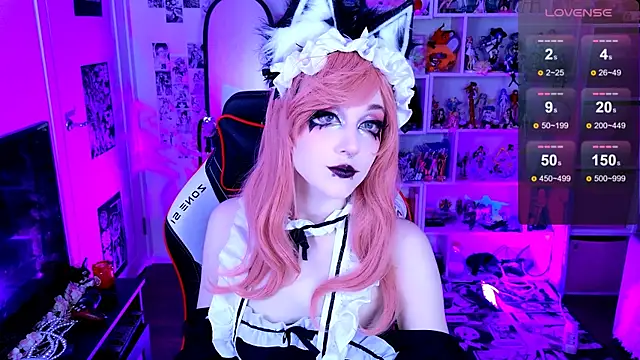 Aki  Ra online show from May 2026 07:17:01 PM
