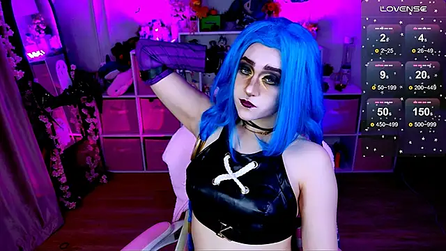 Snapshot of Aki__Ra chatting on November 2025 10:54:02 PM Aki Ra online show from November 2025 10:54:02 PM