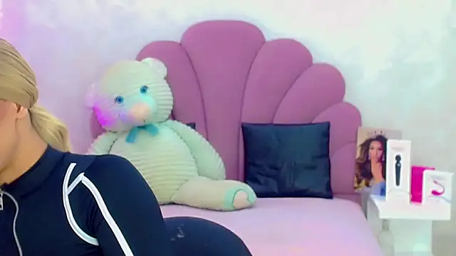 briana sex32 online show from March 2026 05:10:02 AM