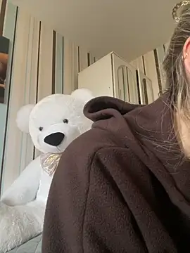 Liya my online show from November 2025 10:41:02 AM