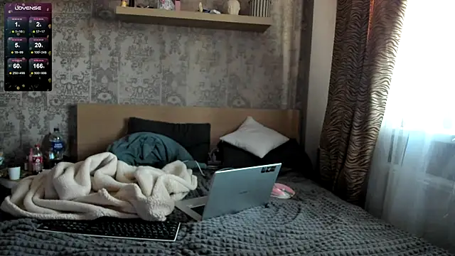 Snapshot of purebeautie13 chatting on December 2024 11:50:02 AM purebeautie13 online show from December 2024 11:50:02 AM