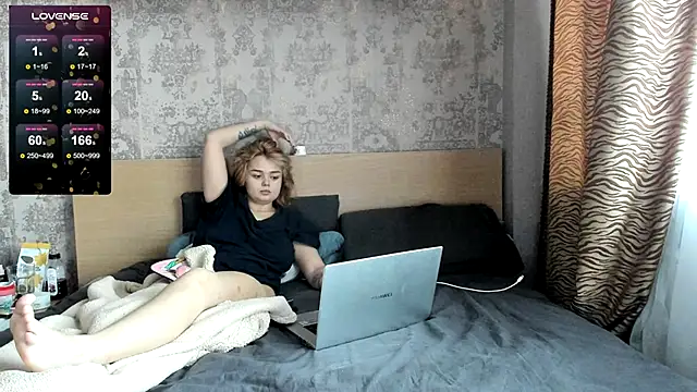 Snapshot of purebeautie13 chatting on January 2025 10:37:01 AM purebeautie13 online show from January 2025 10:37:01 AM