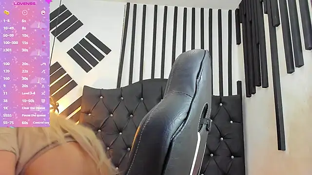 AllisonsweetZ online show from February 2025 10:44:02 PM