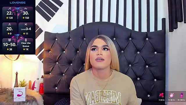 Snapshot of AllisonsweetZ chatting on March 2025 04:25:01 PM AllisonsweetZ online show from March 2025 04:25:01 PM