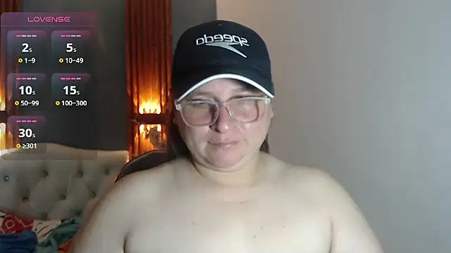 Snapshot of katty_femdom chatting on June 2026 09:16:02 AM katty femdom online show from June 2026 09:16:02 AM