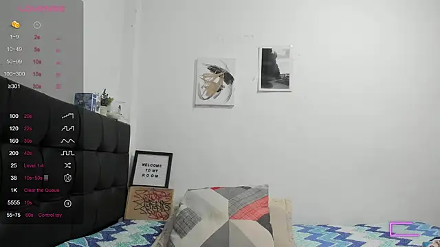 RoddyRich11 online show from January 2026 12:43:02 PM