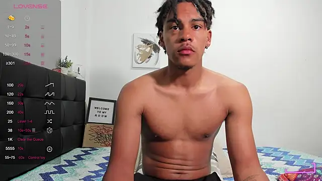 RoddyRich11 online show from October 2025 11:01:02 PM