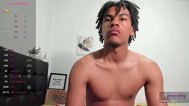 RoddyRich11 online show from September 2025 11:47:02 AM