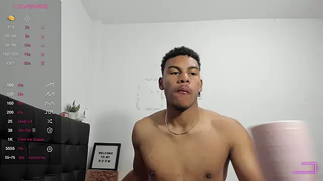 RoddyRich11 online show from February 2026 12:02:01 PM