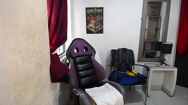 diabla sexyboobs online show from February 2026 09:12:01 PM